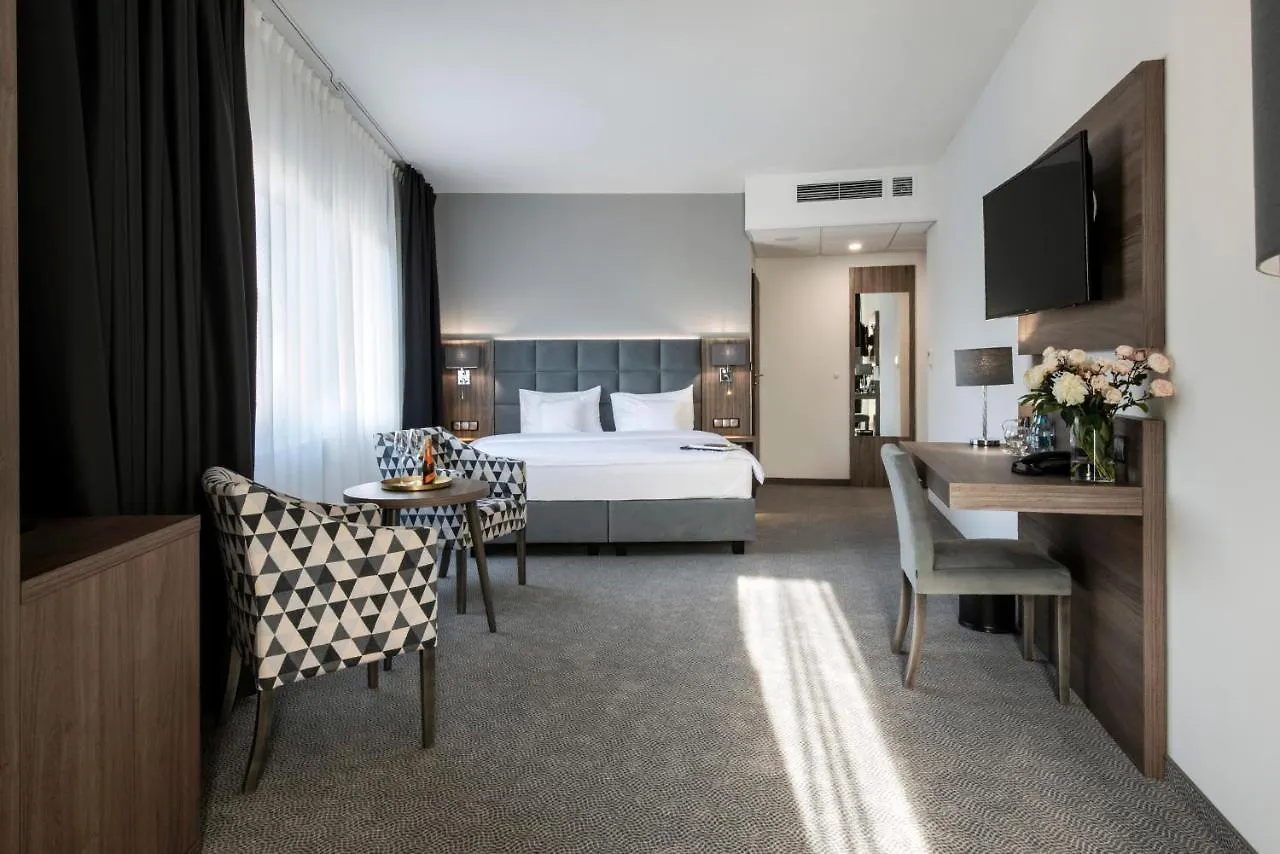 Db Hotel Wroclaw 4*,